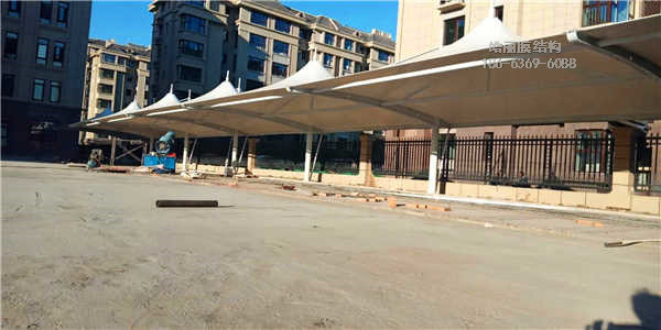 江蘇省蘇中建設(shè)集團(tuán)膜結(jié)構(gòu)車(chē)棚